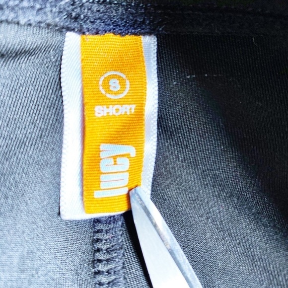 LUCY Everyday Black Classic Stretchy High Rise Wide Leg Capri Yoga Pants, Small - Picture 8 of 9